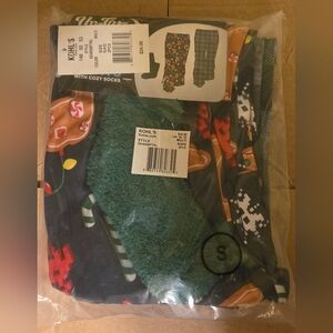 Festive Pajama Pants with Socks - Green and Red